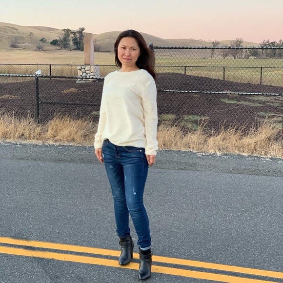 O-neck sweater - Picture 6 of 7